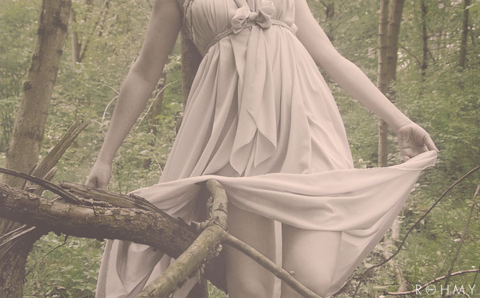 ROHMY Couture: Dress "Skogsraet" / Model: Kati
