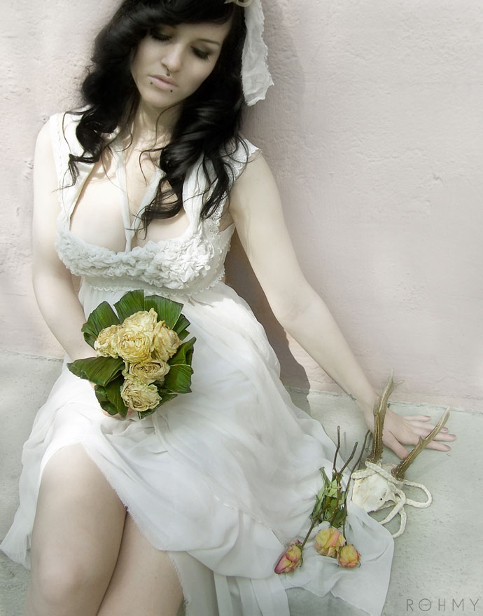 ROHMY Couture : Weddingdress "Leda" /// Model: Mrs. Gravedigger
