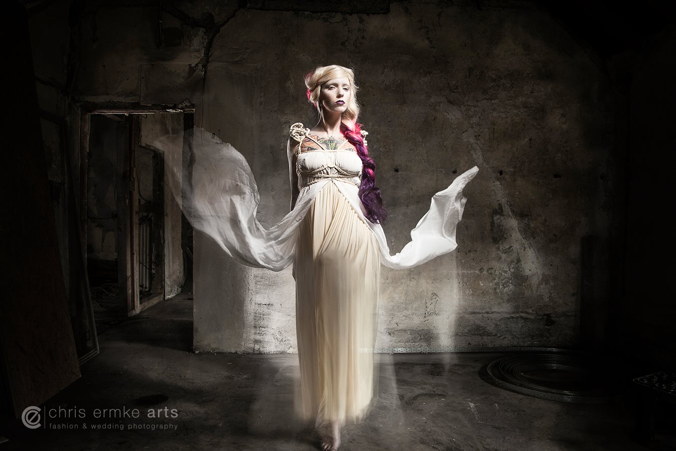 Dress: ROHMY (Shop) Photos: Chris Ermke Arts Model: Evilla D´ark Hair & Make Up: Angi Delrey