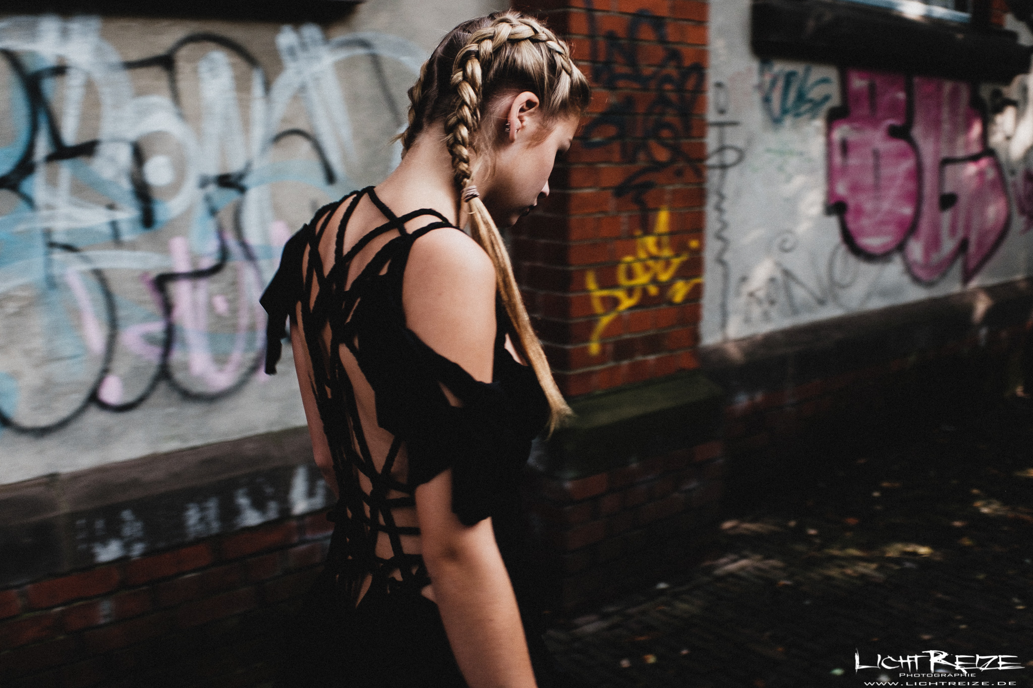 Fashion: ROHMY Photo: LichtReize / Holger Nitschke Model: Darja CP Hair & Make Up: Ilka Preuth