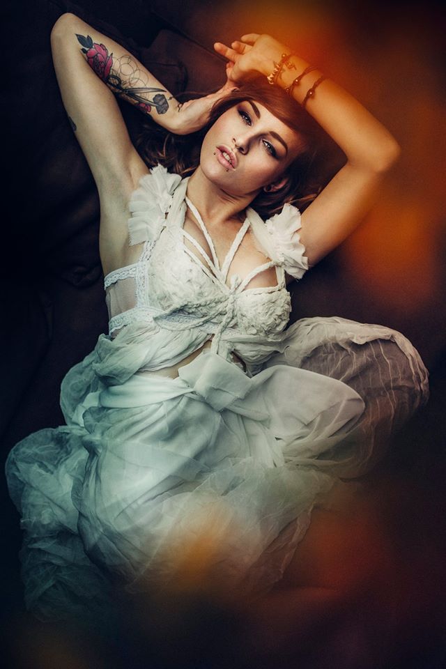 Dragonfly Wedding Dress: ROHMY Couture / Photographer: Miroslaw Majewski / Model: Mrs. Gravedigger