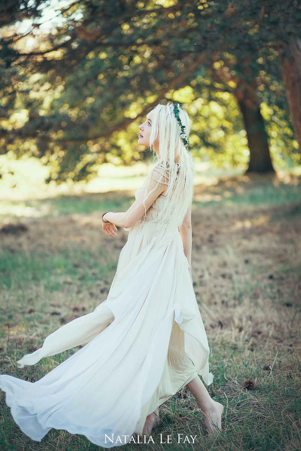 Wedding Dress: ROHMY Couture / Foto: Natalia Le Fay - Art / Silver Haircrown: Naturae Design / Model: Sonja Dillikrath