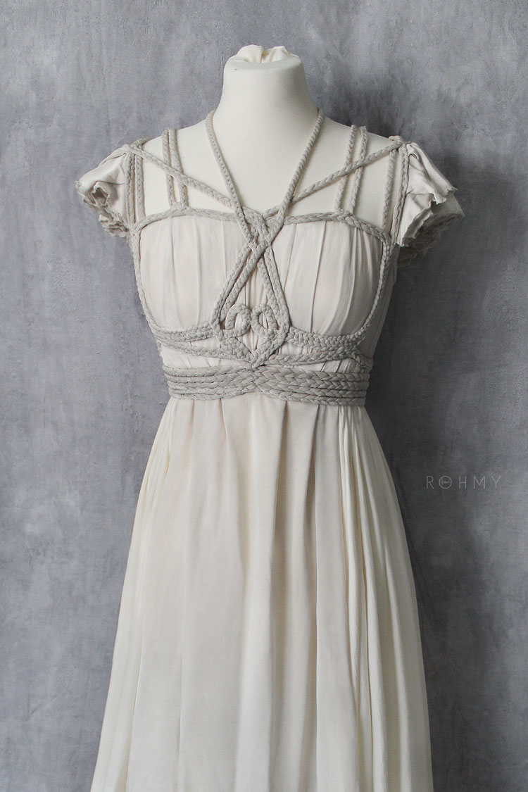 ROHMY Couture: Weddingdress "Diana" / www.rohmy.com
